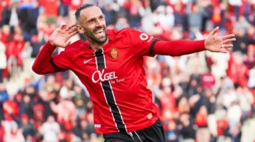 بشخصية متواضعة.. فيدات موريكي يعلق على مقارنته بنجم برشلونة في الدوري الإسباني